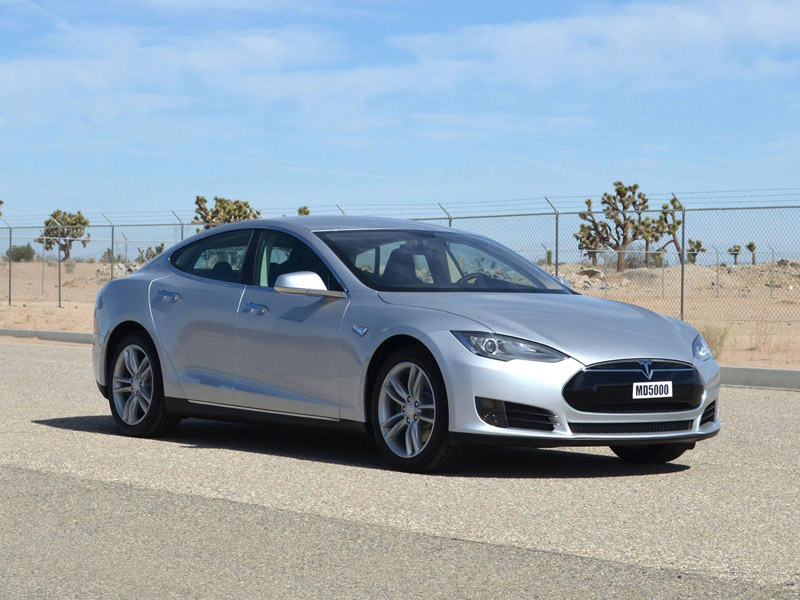 Tesla Model S scores five stars in crash safety tests